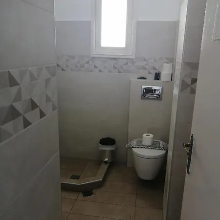 Dilino Hotell 2*