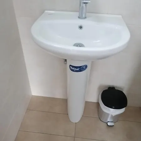 Dilino 2* Kamári