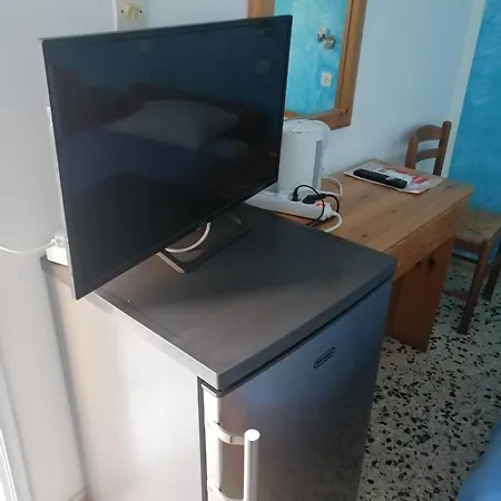 Dilino 2* Kamári